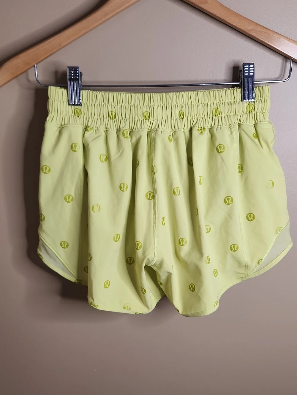 lululemon Hotty Hot Short II* 4